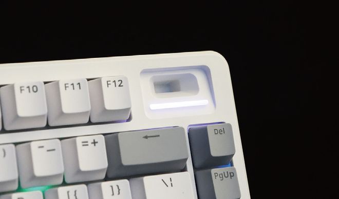 柏V700DIY-75多模机械键盘澳门新葡京网页小巧便携可玩性强！雷(图4)