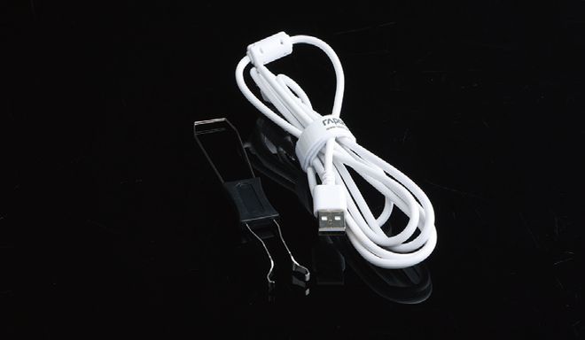 柏V700DIY-75多模机械键盘澳门新葡京网页小巧便携可玩性强！雷(图5)